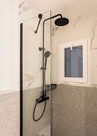 Kleo II by Zoia Living