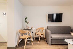Kleo II by Zoia Living