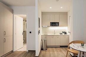 Kleo II by Zoia Living