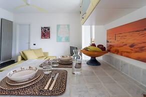 Lovely Apartment Overlooking the Lake