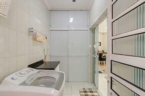 Casa Tem Tica com Piscina e Churrasqueira