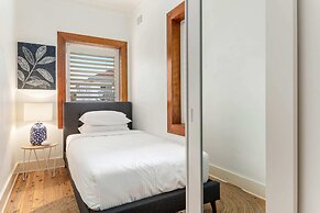 Beachside Living in Modern 2 Bedroom Apartment