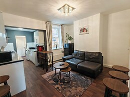 Central Wolverhampton Stay