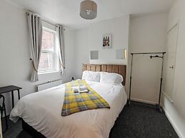 Central Wolverhampton Stay