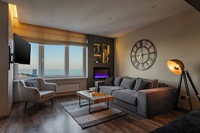 SeaStar ArCadia Apartments