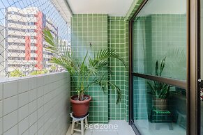 2 Bedroom Apartment 700 m From the Beach Mbr0108