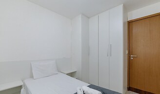 2 Bedroom Apartment 700 m From the Beach Mbr0108