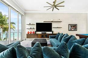 Trinity Villa in New Providence
