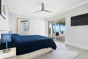 Trinity Villa in New Providence