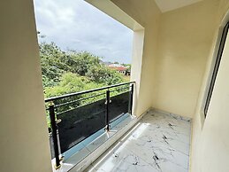 Silver Gate Hotel and Suites