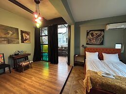 Art Hotel Home