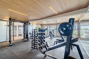 Beachfront Condo Studios With Pool in Bessa Beach - Gses