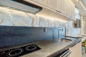 Beachfront Condo Studios With Pool in Bessa Beach - Gses
