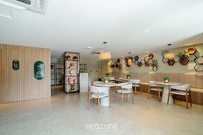 Beachfront Condo Studios With Pool in Bessa Beach - Gses