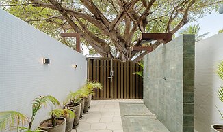 Beachfront Condo Studios With Pool in Bessa Beach - Gses