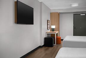Spark By Hilton Northborough