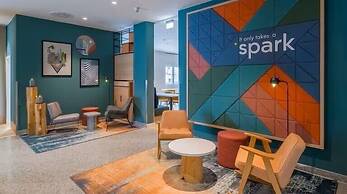 Spark By Hilton Van City Centre