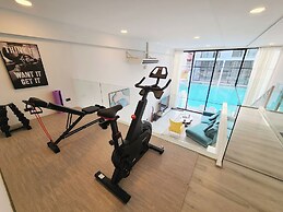 Unique Pool Slide Access Townhouse