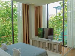 Sky View Luxury Pool Villa Suratthani