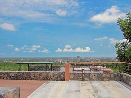 Sky View Luxury Pool Villa Suratthani