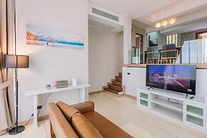 Sky View Luxury Pool Villa Suratthani