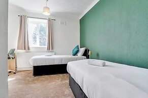 Modern 3bed Escape - Work&relax - Free Parking