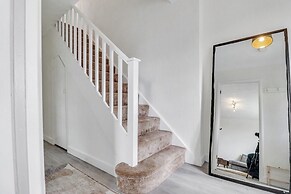 Modern 3bed Escape - Work&relax - Free Parking