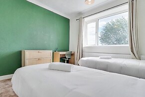 Modern 3bed Escape - Work&relax - Free Parking