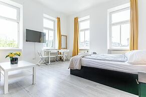 Charming 3BR Urban Retreat Vienna