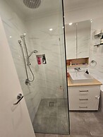 Home Near Melbourne Airport