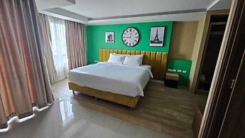 OYO 75592 Blue Tel Residence