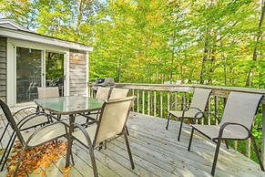 Hike, Leaf-peep, Ski: Hideaway w/ Private Hot Tub!