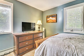 Hike, Leaf-peep, Ski: Hideaway w/ Private Hot Tub!