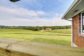 10 Mi to Red River Gorge: Peaceful Rural Getaway!