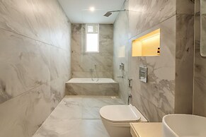 Hotel Rajshree Suites