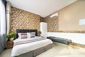 OYO 1297 Hotel Hung Lam