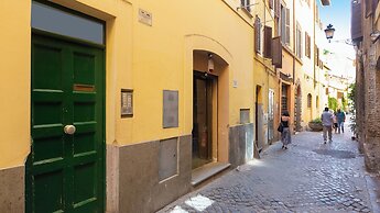 Campo De Fiori Apartment