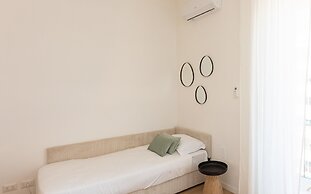 Constance Apartment