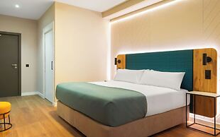 Limehome Benidorm Calle Major