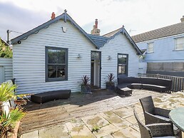 14 Marine Terrace