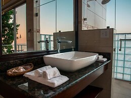 Casa Caracol Suites