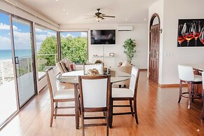 Casa Caracol Suites