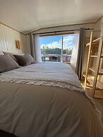 Refugio Ballena Hostel