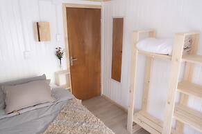 Refugio Ballena Hostel