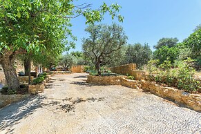 LAuberge de Douma Full House in Batroun