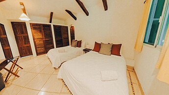 Viajero Bacalar Hostel