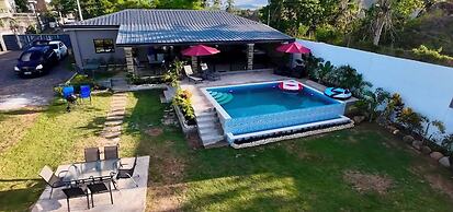 Earl's Villa