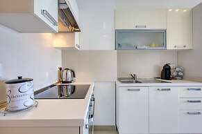 Waterfront Gozo Stay Overlooking Marsalforn Bay