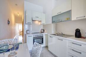 Waterfront Gozo Stay Overlooking Marsalforn Bay