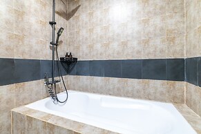 Phuket Leisure Time Hotel